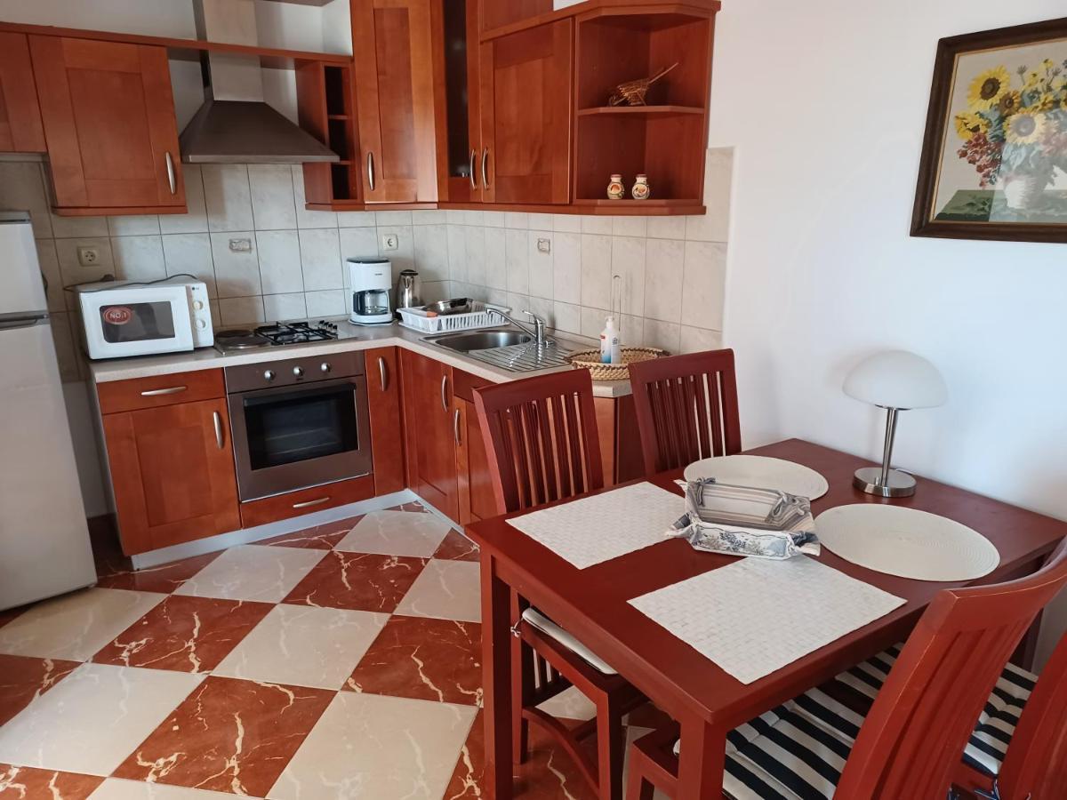 Apartmani Ivic Paka Rab Banjol Ngoại thất bức ảnh