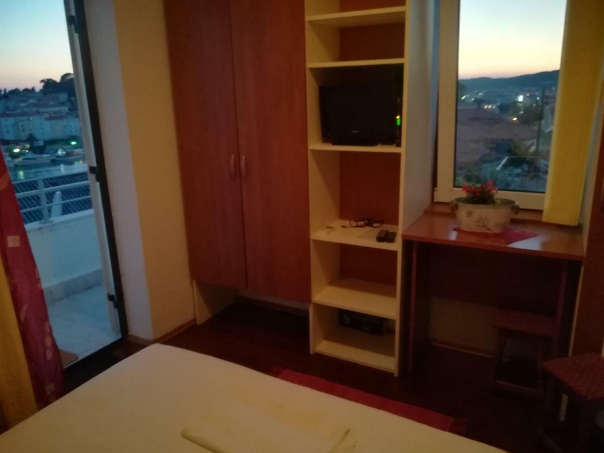 Apartmani Ivic Paka Rab Banjol Ngoại thất bức ảnh