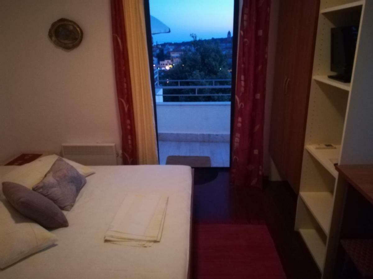 Apartmani Ivic Paka Rab Banjol Ngoại thất bức ảnh